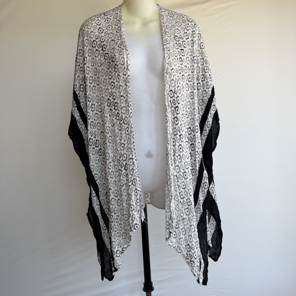 Mario Serrani Italy Women Fashion Wrap Scarf Geometric Aztec Travel Cover Up OS
